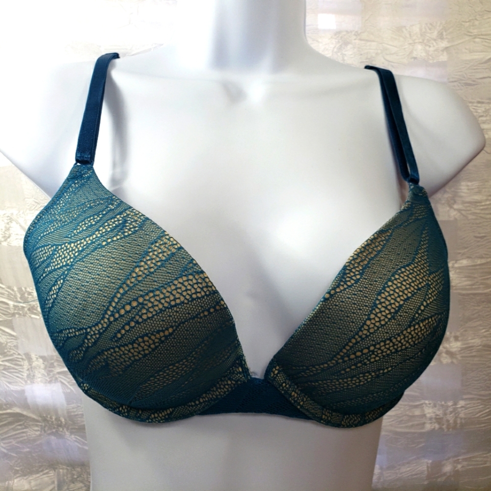 Sweet Nothing  Lace Bra Size 36B